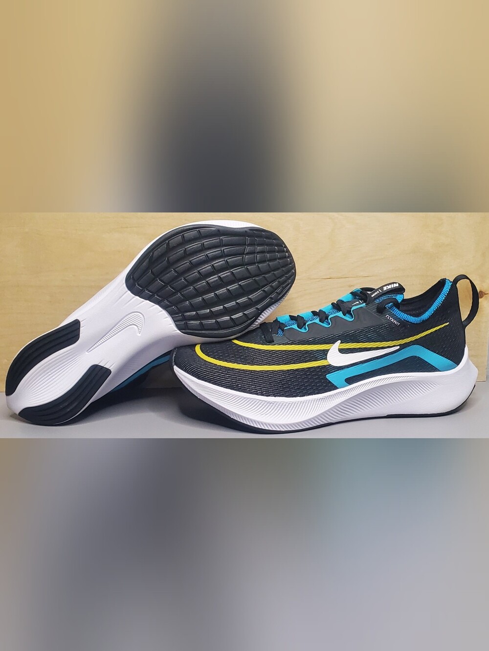 Nike Zoom Fly 4 Men's Running Shoes Size 7 Men/ 8.5 Women CT2392-003